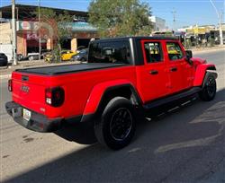 جیپ گلادیەتەر